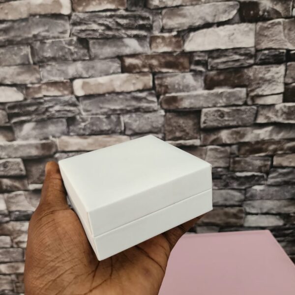 Portable White Jewelry Box - Image 2