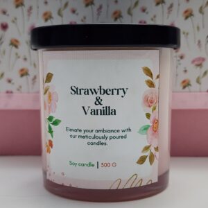 Strawberry & Vanilla Scented Candle