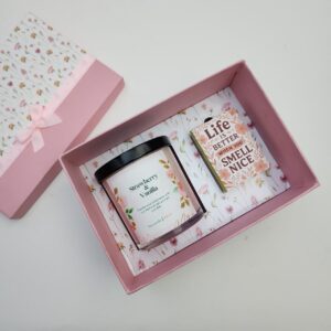 Strawberry & Vanilla Candle Gift Set