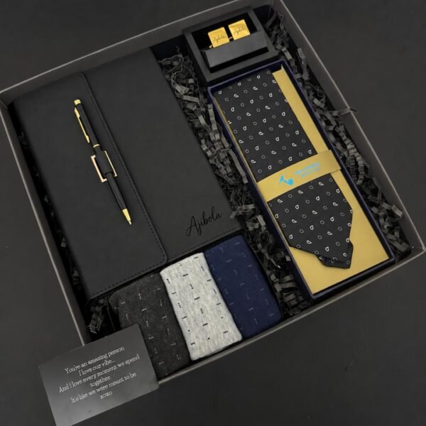 The Signature Gentleman Gift Box